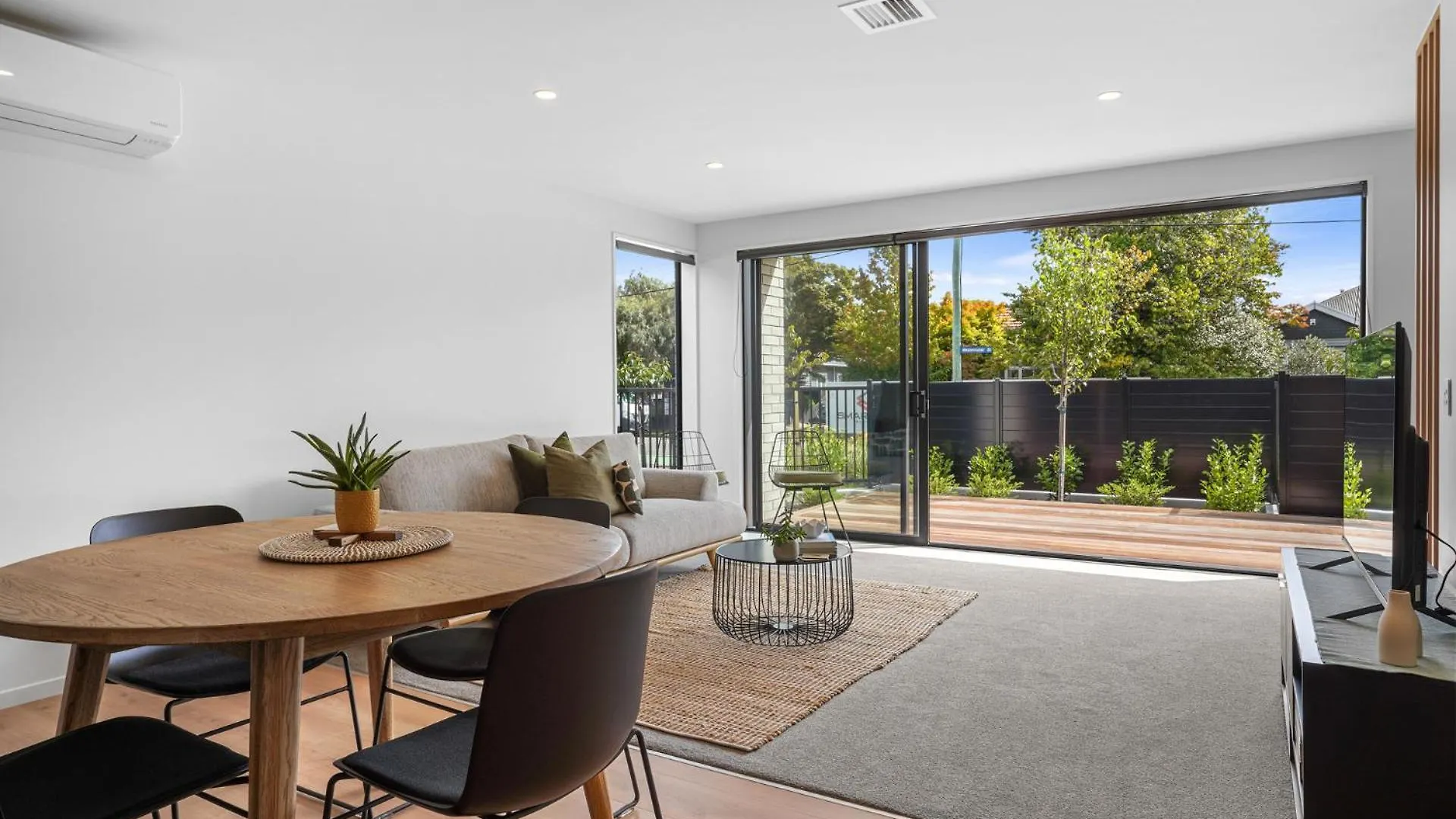Westminster Haven - Christchurch Holiday Home